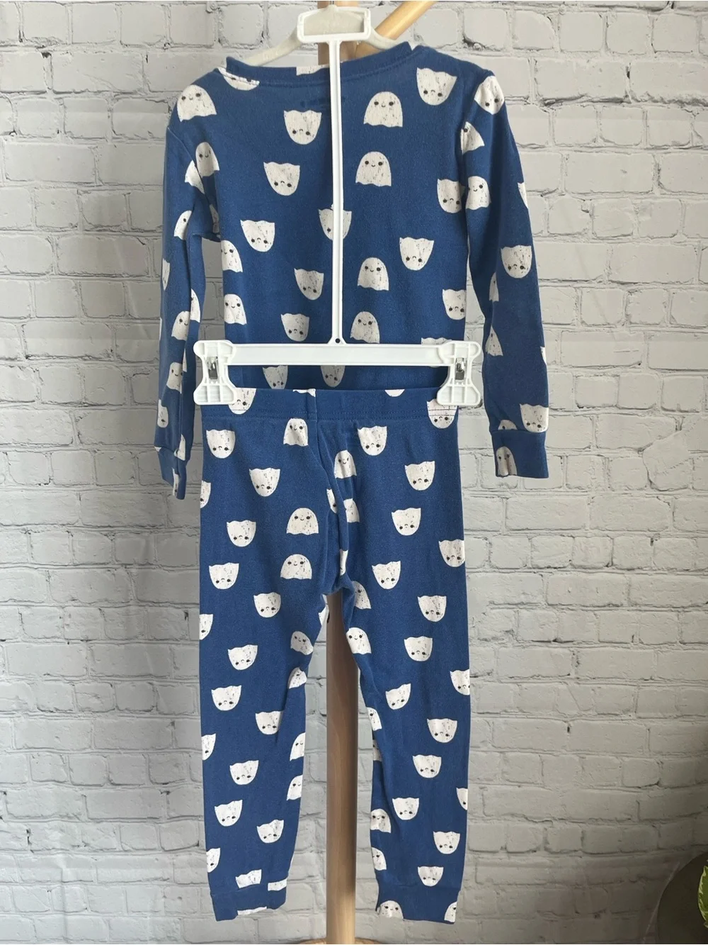 ⭐️⭐️PICK 5 / $20 Old Navy Blue Kids Pajama Set with White Ghost